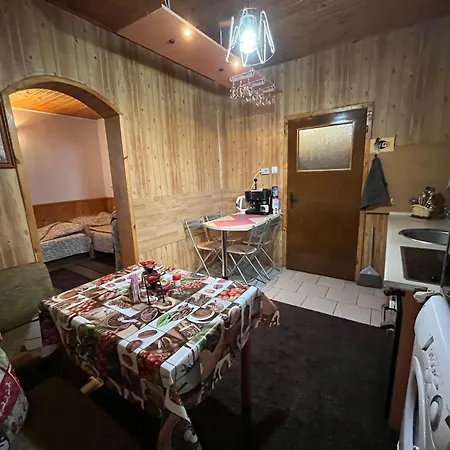 Casa de Férias Laveranda нула, осем, девет, осем, седем, четири, четири, четири, осем, две