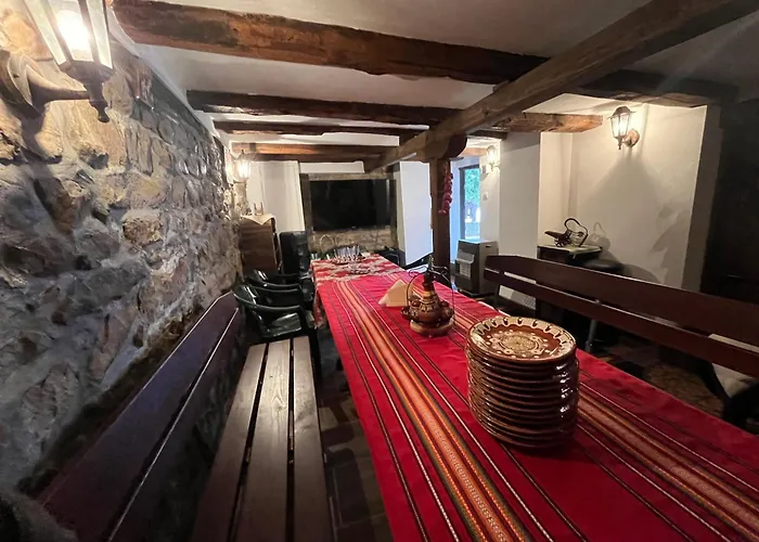 Laveranda нула, осем, девет, осем, седем, четири, четири, четири, осем, две *